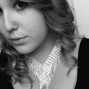 Meet your Posher, Alyssa